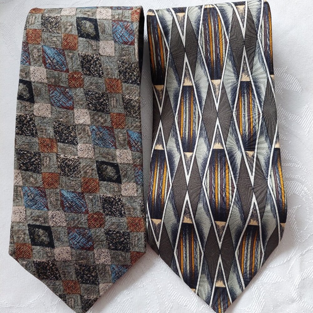 Giorgio Rossini 100% Silk Tie & Vito Rufolo Styled In Italy Silk tie - 4"